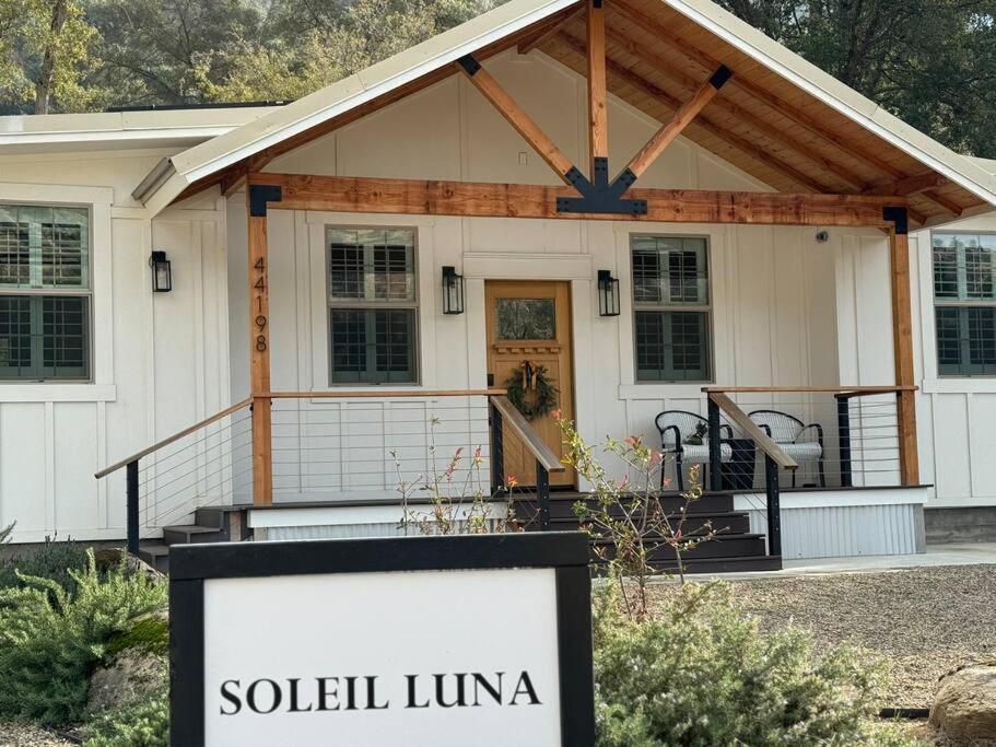 Soleil Luna 2 Miles From Sequoia Park Entrance 三河城 外观 照片